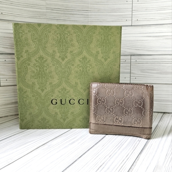 Gucci Leather Monogram Bi Fold Wallet in Beige and Silver - Picture 2 of 15
